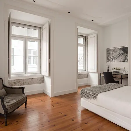 Lejlighed Chic 1-bedroom In Cais Do Sodre - Modern And