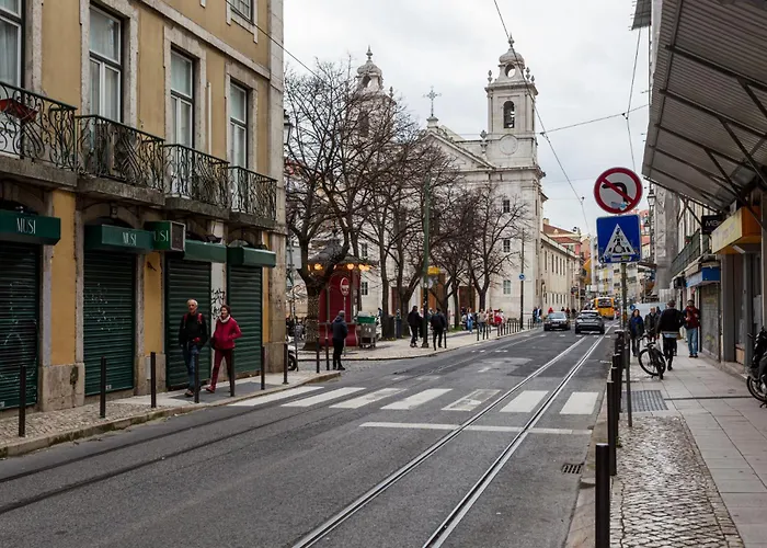 Chic 1-bedroom In Cais Do Sodre - Modern And Διαμέρισμα