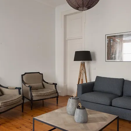 Chic 1-bedroom In Cais Do Sodre - Modern And